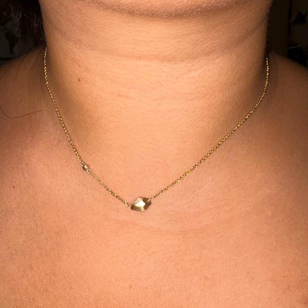 Kendra Scott: Gold Geometric Necklace
